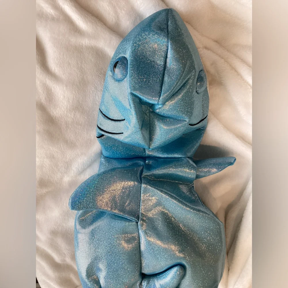 🦈 Infant Halloween Costume Shark Going Wild NEW 6-9 Months
